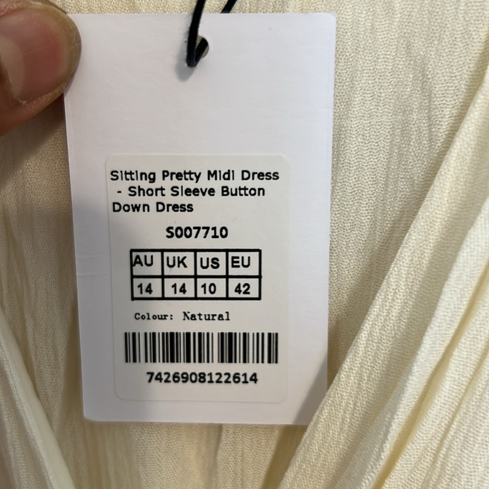 Showpo sitting pretty maxi dress Cream Draped Fabric Top size 10 new - Picture 9 of 11